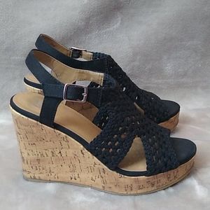 So Taffy Women's Wedge Sandals